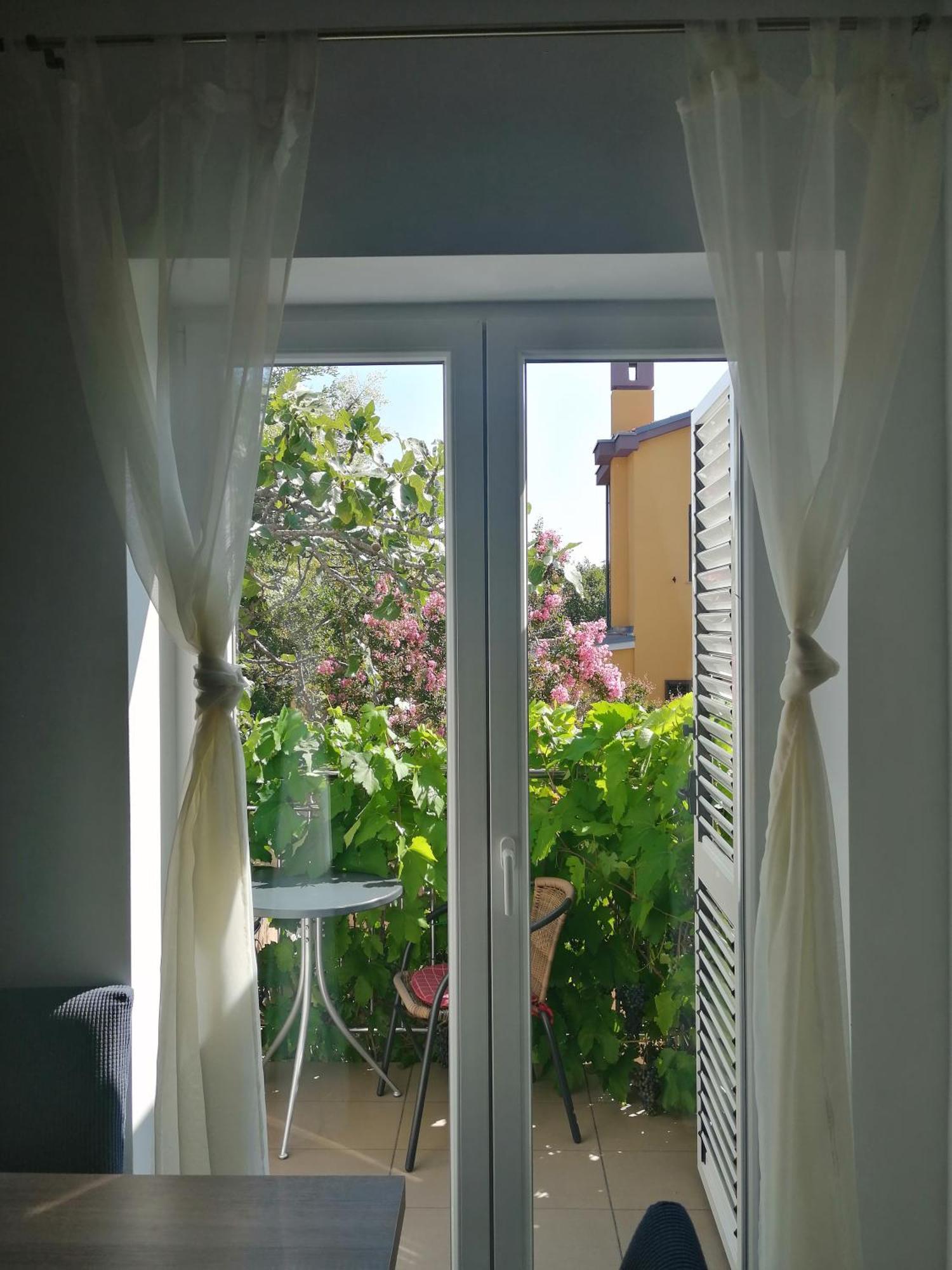 Apartmani Nada Klenovica Room photo