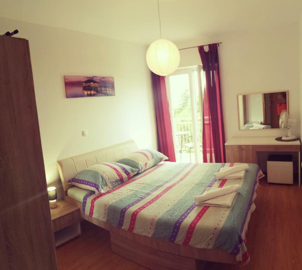 Apartmani Nada Klenovica Exterior photo